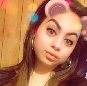 Meet your Posher, Cindy